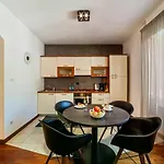 Apartment König